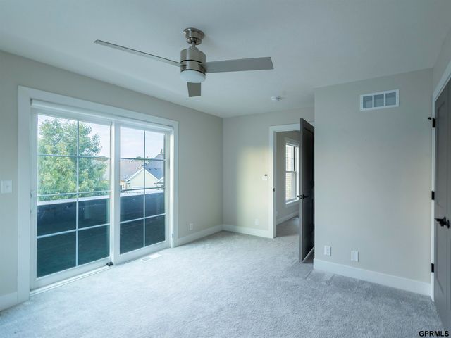 567 Blue Sage Boulevard, Lincoln, NE 68521