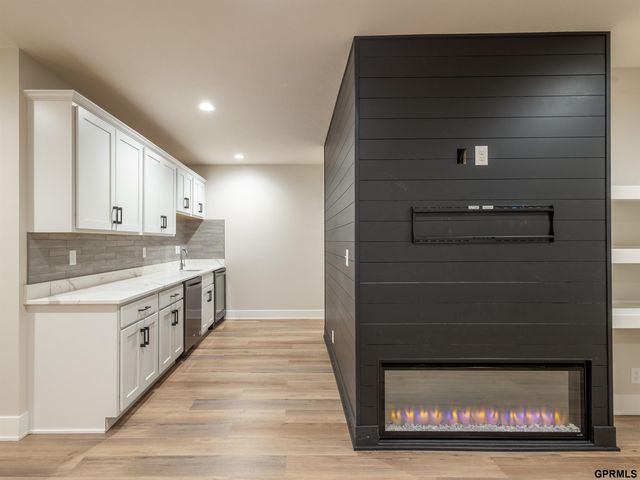 567 Blue Sage Boulevard, Lincoln, NE 68521
