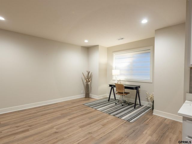 567 Blue Sage Boulevard, Lincoln, NE 68521