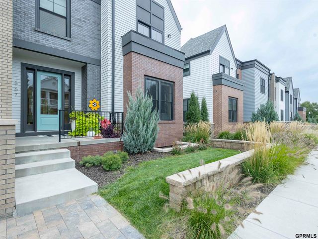 567 Blue Sage Boulevard, Lincoln, NE 68521