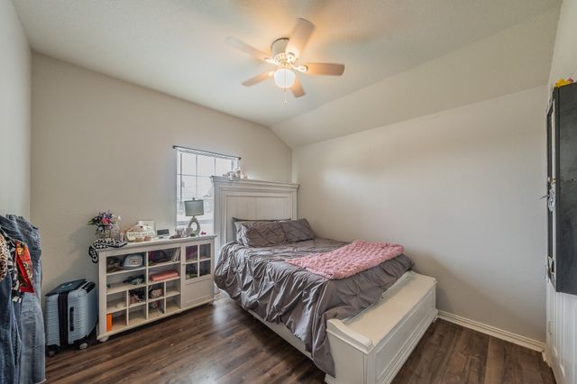 425 Madison Place, Ponder, TX 76259