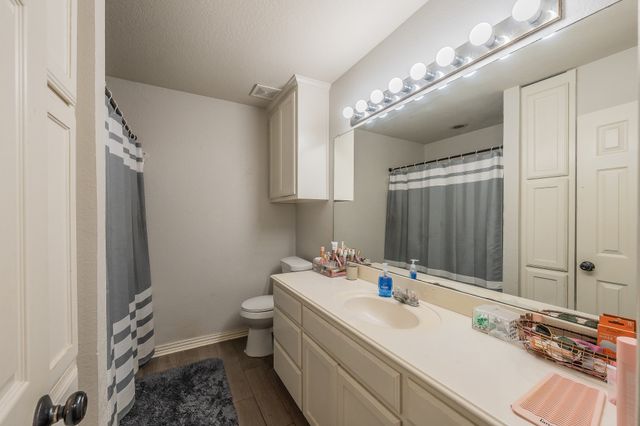 425 Madison Place, Ponder, TX 76259