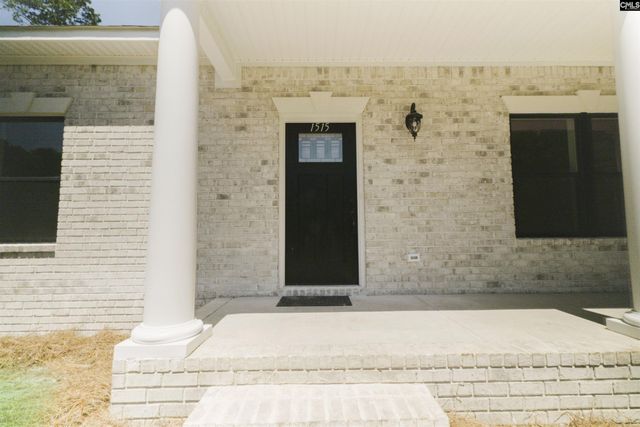1515 Paul Street E, Sumter, SC 29153