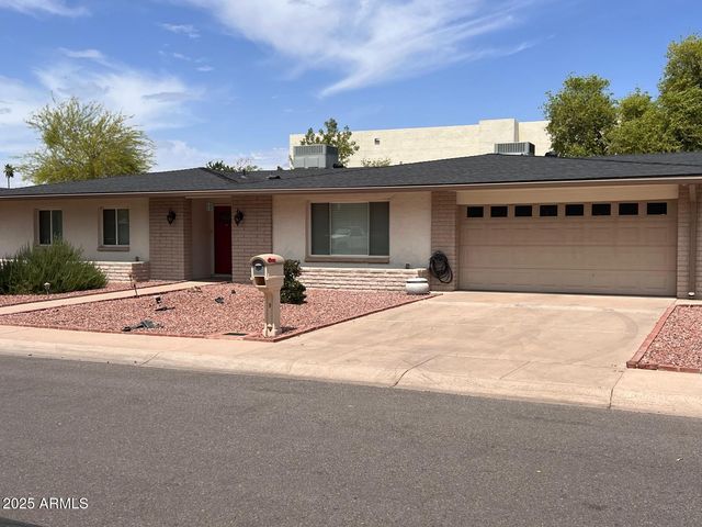4614 S Kachina Drive, Tempe, AZ 85282