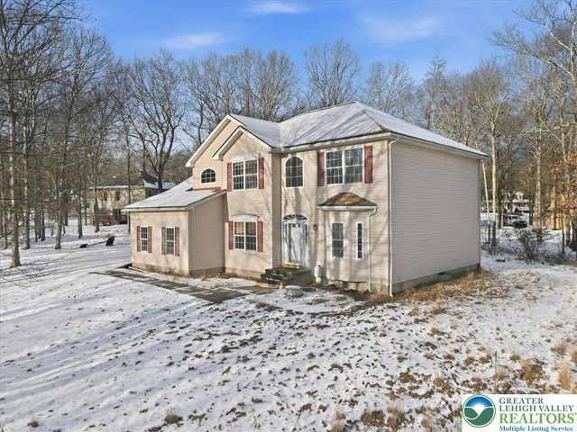 106 Swartsburo Drive, Lehman Twp, PA 18371