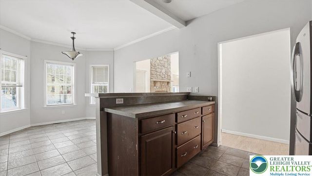 106 Swartsburo Drive, Lehman Twp, PA 18371