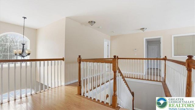 106 Swartsburo Drive, Lehman Twp, PA 18371