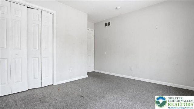 106 Swartsburo Drive, Lehman Twp, PA 18371