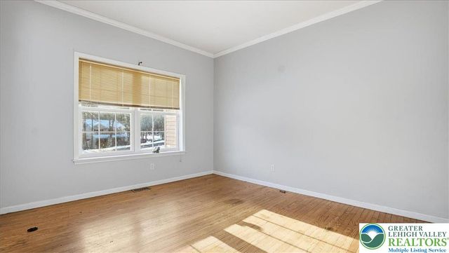 106 Swartsburo Drive, Lehman Twp, PA 18371