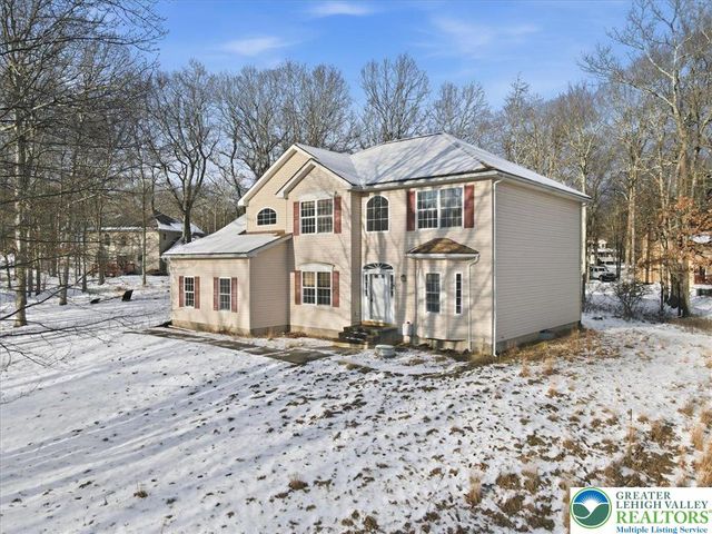 106 Swartsburo Drive, Lehman Twp, PA 18371