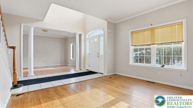 106 Swartsburo Drive, Lehman Twp, PA 18371