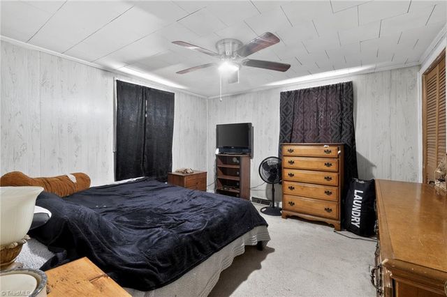 612 School Street, Walnut Cove, NC 27052