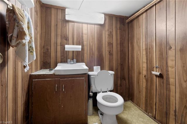 612 School Street, Walnut Cove, NC 27052