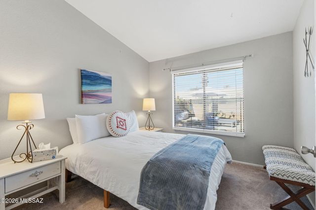 1480 W Canyon Shadows Lane, Tucson, AZ 85737