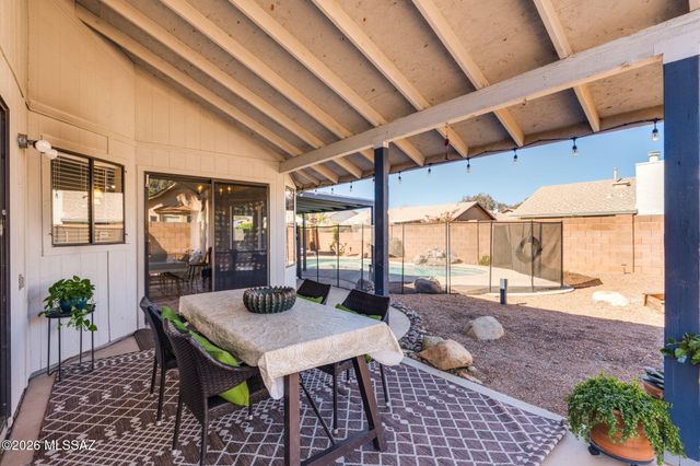 1480 W Canyon Shadows Lane, Tucson, AZ 85737