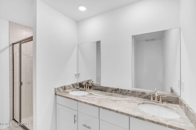 31 Midway Road N, Eatontown, NJ 07724