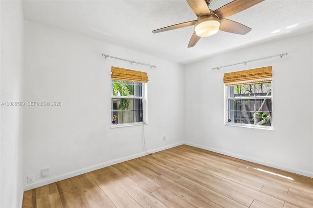 5364 NE 2nd Avenue, Oakland Park, FL 33334