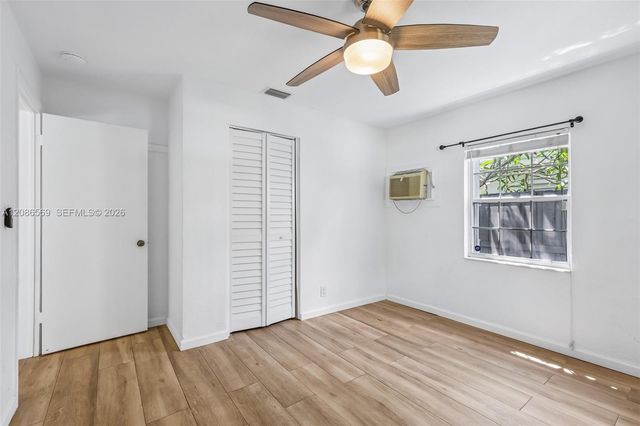 5364 NE 2nd Avenue, Oakland Park, FL 33334