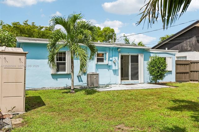 5364 NE 2nd Avenue, Oakland Park, FL 33334