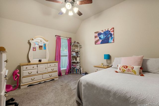 2194 Pioneer, Seguin, TX 78155