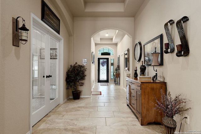 2194 Pioneer, Seguin, TX 78155
