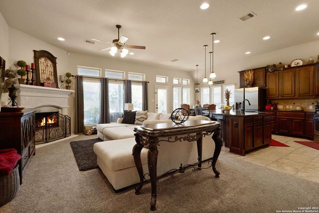 2194 Pioneer, Seguin, TX 78155