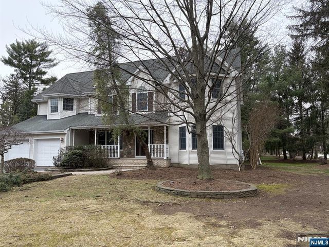601 Haring Farm, River Vale, NJ 07675