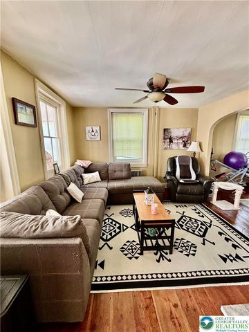 282 Young Road, Bushkill Twp, PA 18064