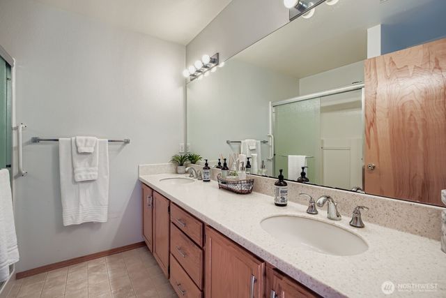 230 105th Street E, Tacoma, WA 98455