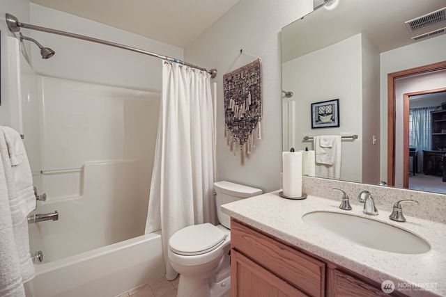 230 105th Street E, Tacoma, WA 98455