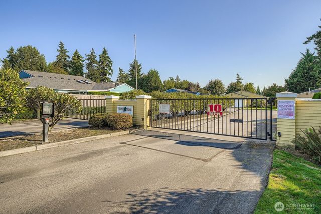 230 105th Street E, Tacoma, WA 98455