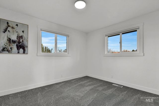 22996 Blessinger Rd, Star, ID 83669