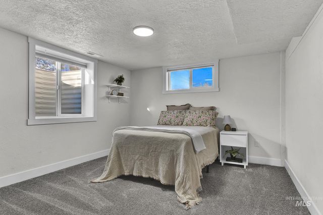 22996 Blessinger Rd, Star, ID 83669