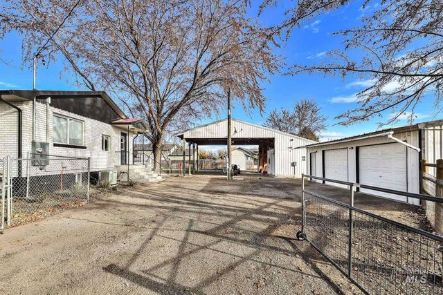 22996 Blessinger Rd, Star, ID 83669