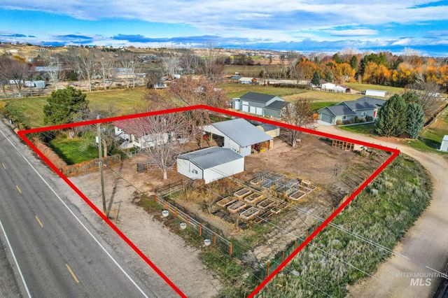 22996 Blessinger Rd, Star, ID 83669