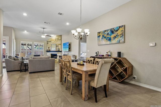 7635 McKinney Hls, San Antonio, TX 78254