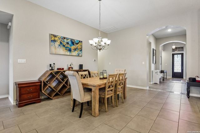 7635 McKinney Hls, San Antonio, TX 78254