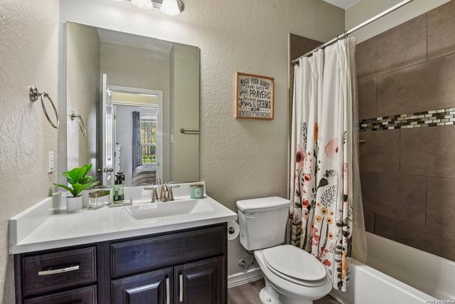 7635 McKinney Hls, San Antonio, TX 78254