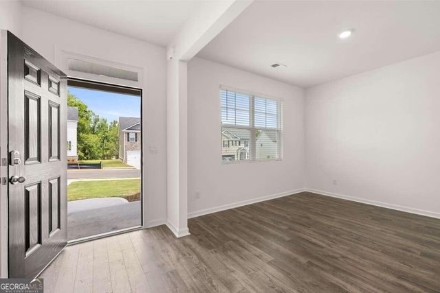 822 Trillium Drive, Locust Grove, GA 30248