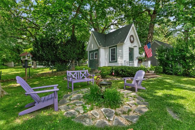 2832 36th Street, Des Moines, IA 50310