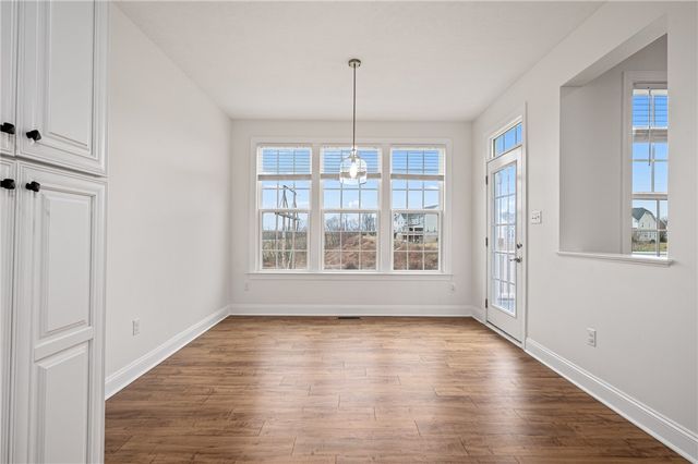 2028 Dantry Dr, Cecil, PA 15317