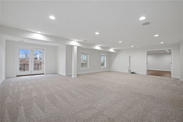 2028 Dantry Dr, Cecil, PA 15317