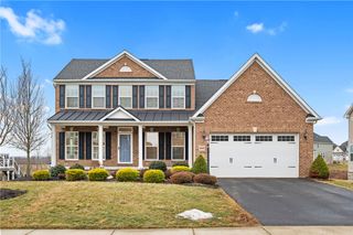 2028 Dantry Dr, Cecil, PA 15317