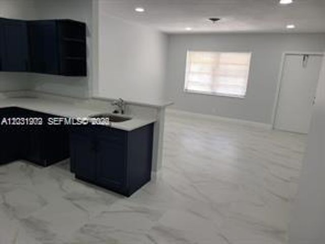 590 NE 20th Street 1, Wilton Manors, FL 33305