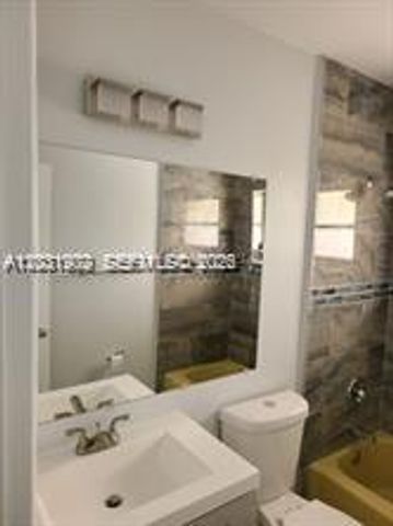 590 NE 20th Street 1, Wilton Manors, FL 33305