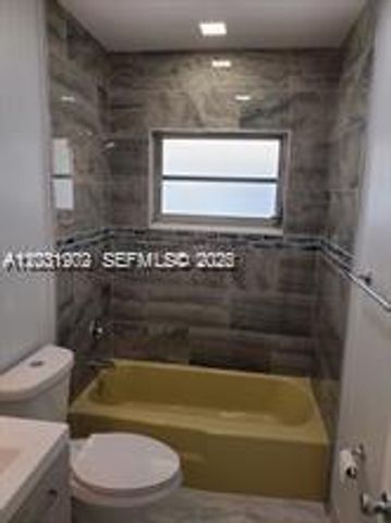 590 NE 20th Street 1, Wilton Manors, FL 33305