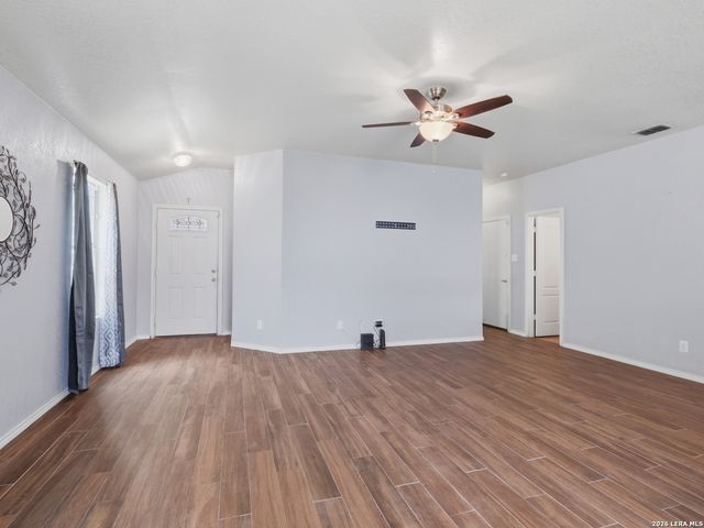 4714 Dapple, San Antonio, TX 78244