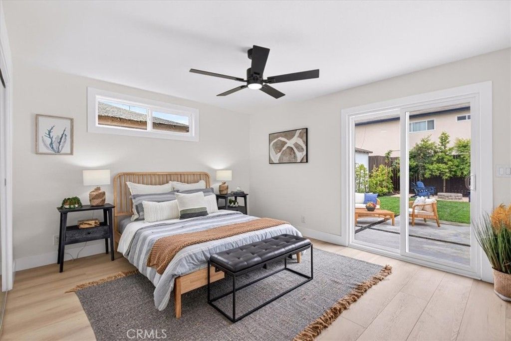 Image 14 of property listing at 2430 S Cochran Avenue, Los Angeles, CA 90016