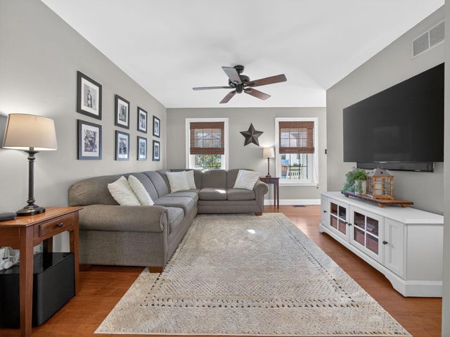 2040 VALLEY VIEW DR, Quakertown, PA 18951