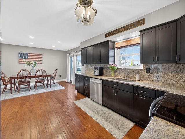2040 VALLEY VIEW DR, Quakertown, PA 18951